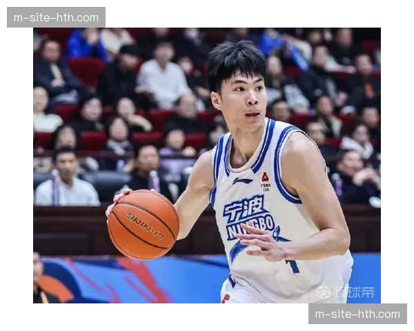 宁波王凡懿右膝关节内侧副韧带损伤 预计康复需两至三周 宁波王凡懿右膝关节内侧副韧带损伤 预计康复需两至三周